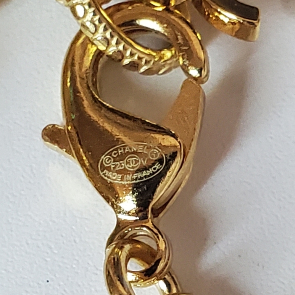 🆕️ Chanel CC Logo Gold &Strass Necklese - Picture 13 of 16